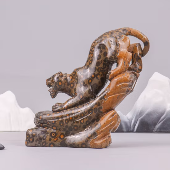 Lifelike Crystal Three-Dimensional Art Leopard Glass Paintings (MR-YB6-2039)